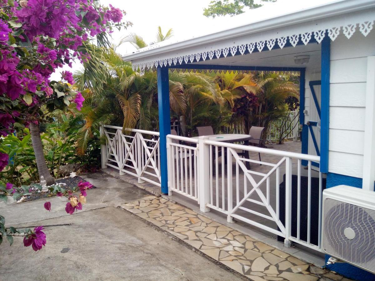 Le Moulin De La Baie Piscine Vue Mer Льо Мул Екстериор снимка