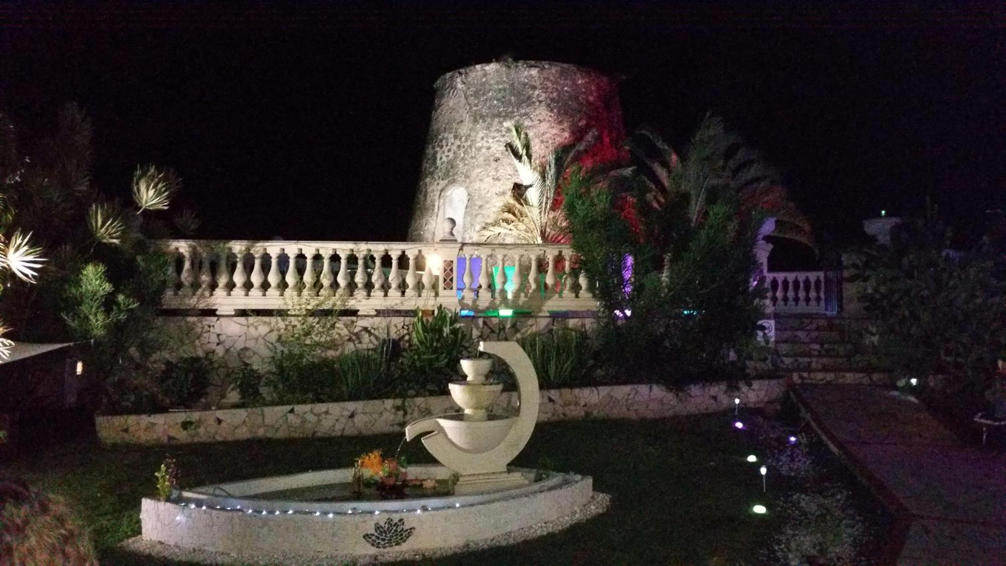 Le Moulin De La Baie Piscine Vue Mer Льо Мул Екстериор снимка